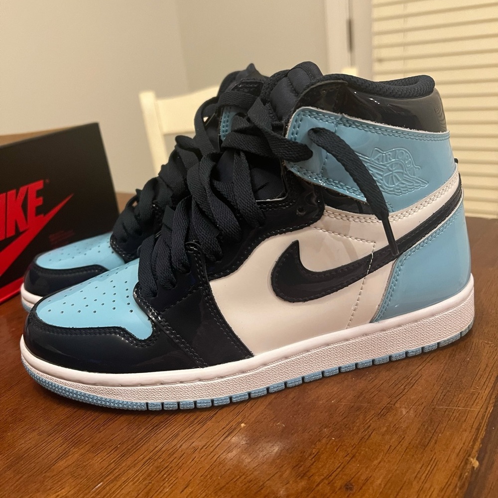 Jordan 1 Retro High UNC Patent